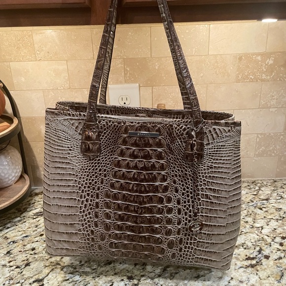 Brahmin Handbags - Brahmin Medium Julian Latte Melbourne Leather mocca beige With Dust Bag